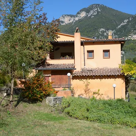 Διαμέρισμα Elementaris, Tra E La Cascata Delle Marmore